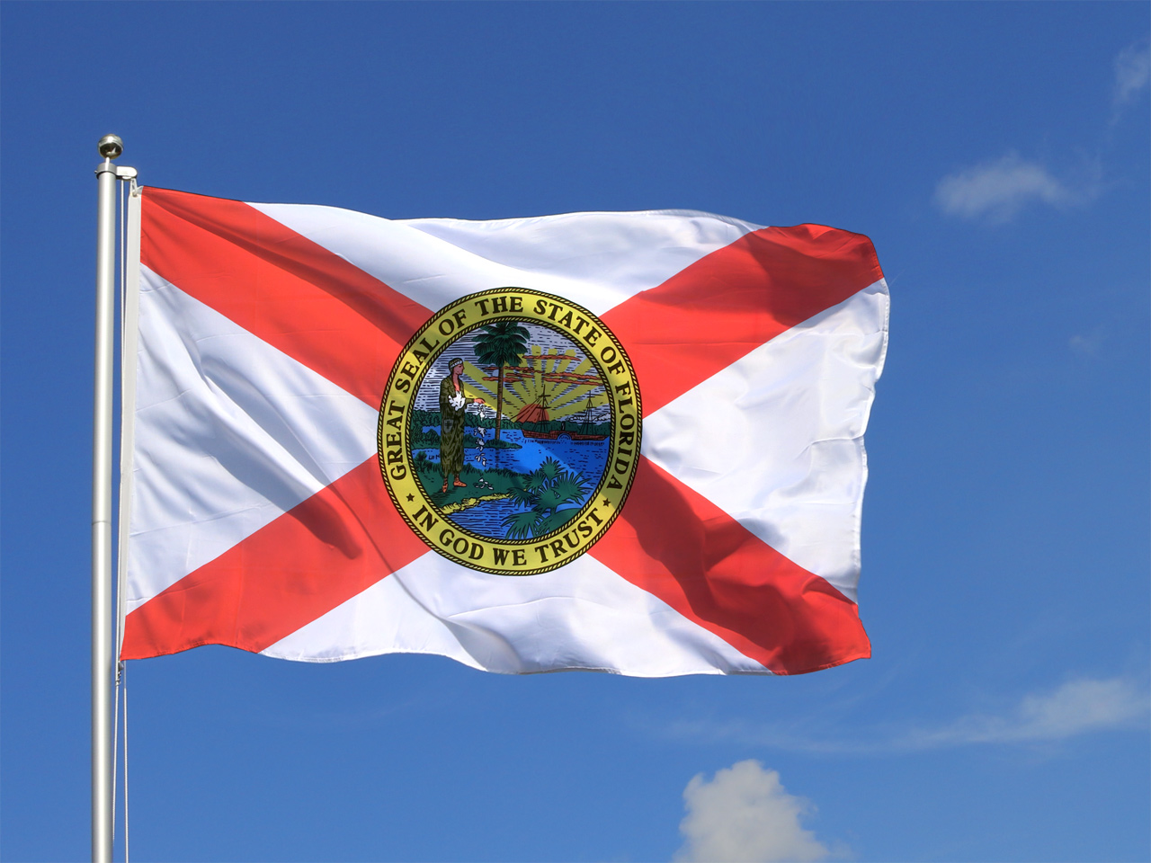 Your Flagpole, Your Property: The Florida Homeowners’ Legal Advantage